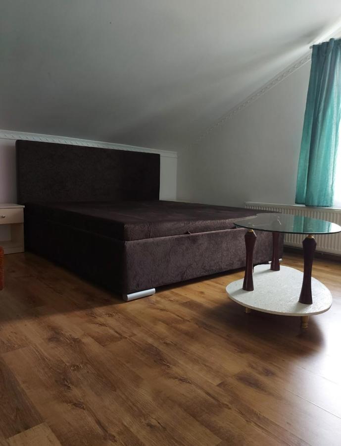 Cosa-Nostra Apartment Hajduszoboszlo Phòng bức ảnh