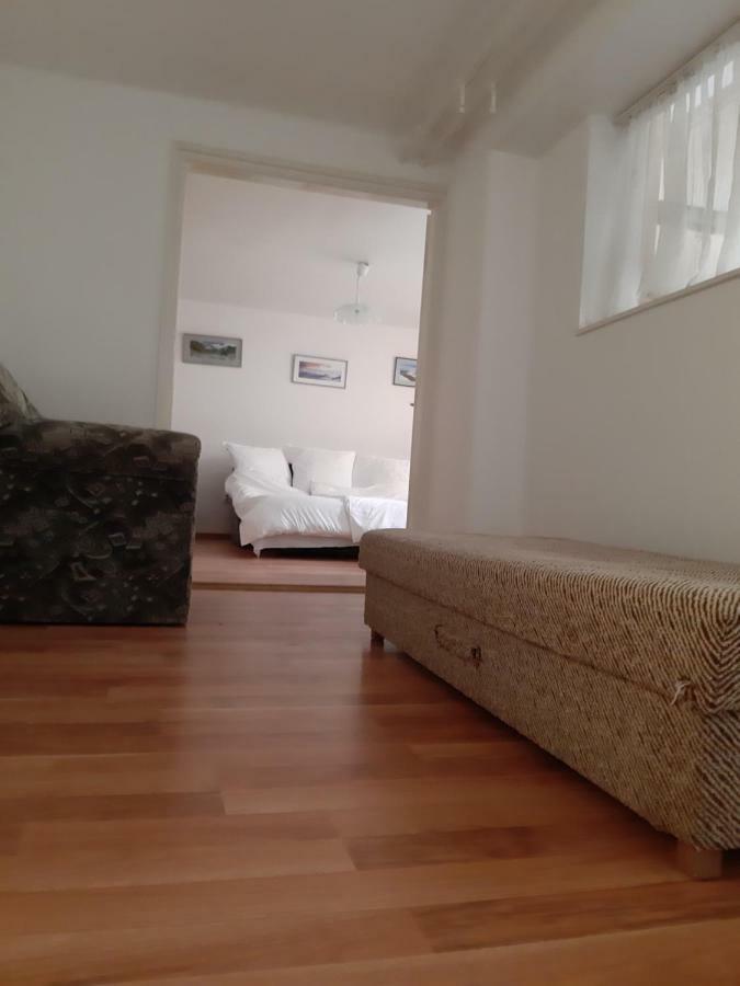 Cosa-Nostra Apartment Hajduszoboszlo Ngoại thất bức ảnh